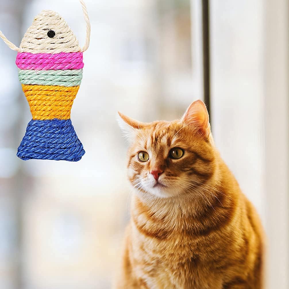Sisal Rope Cat Scratch Board – Fish-Shaped Scratching Pad & Claw Grinder Toy for Cats & Kittens